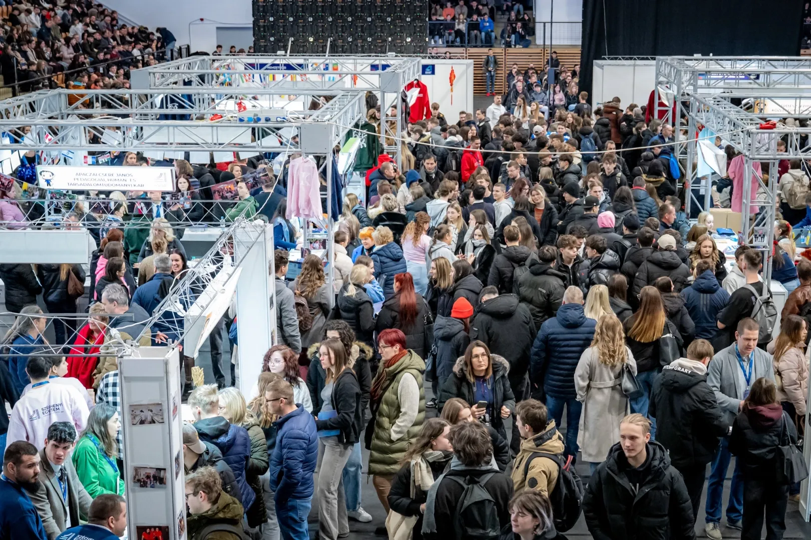 A record number of young people attended Széchenyi István University’s Open Doors Day event (Photo: András Adorján)